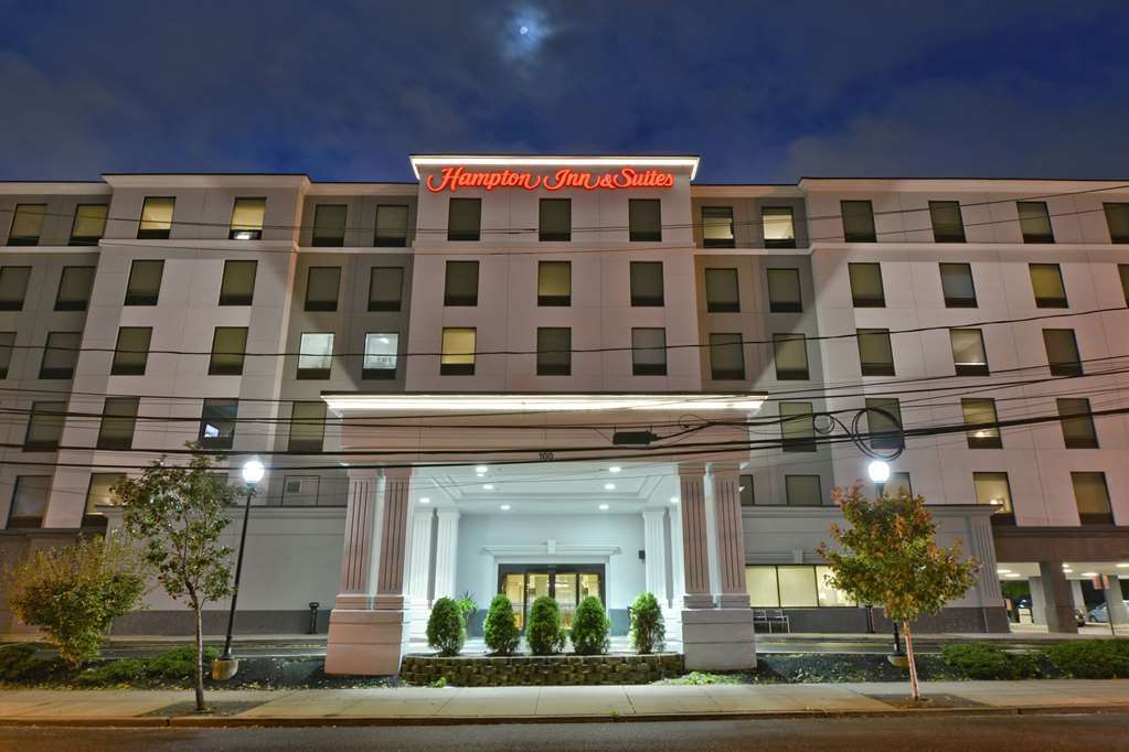 Hampton Inn & Suites Newark-Harrison-Riverwalk Kültér fotó
